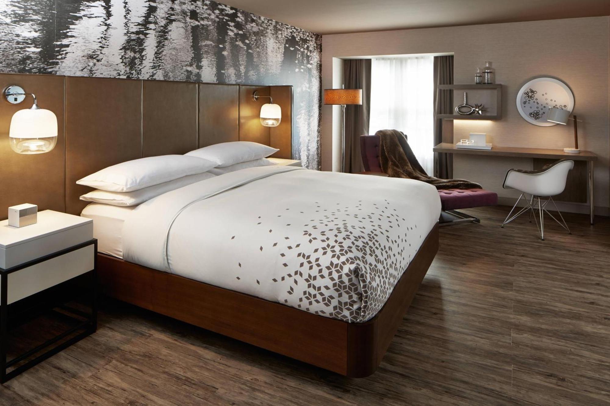 The Del Monte Lodge Renaissance Rochester Hotel & Spa Eksteriør billede